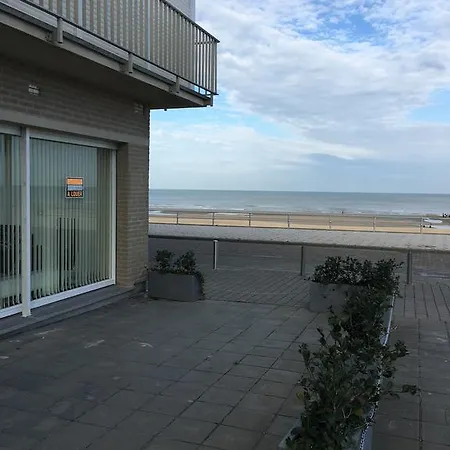 Au Gre Du Vent *
